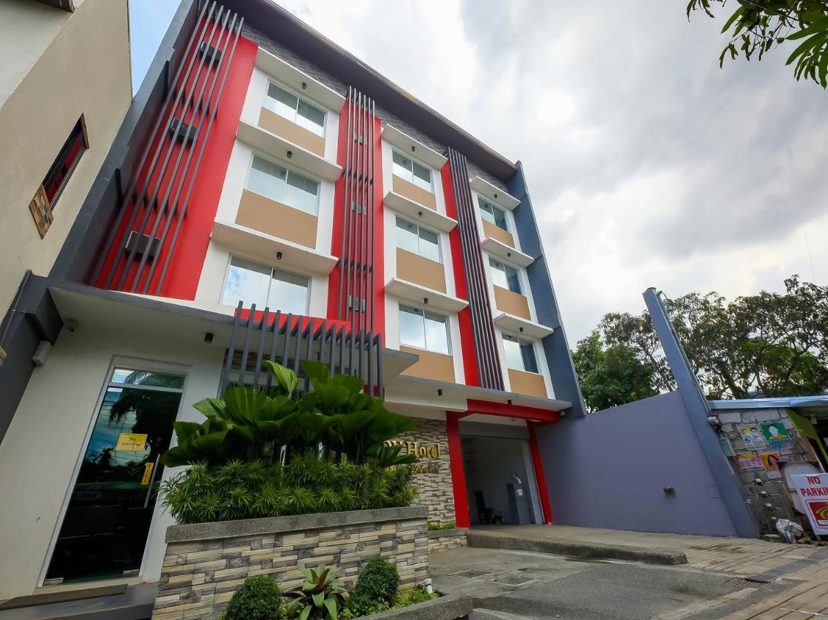 Reddoorz At Jqv Camarin Hotel Manila