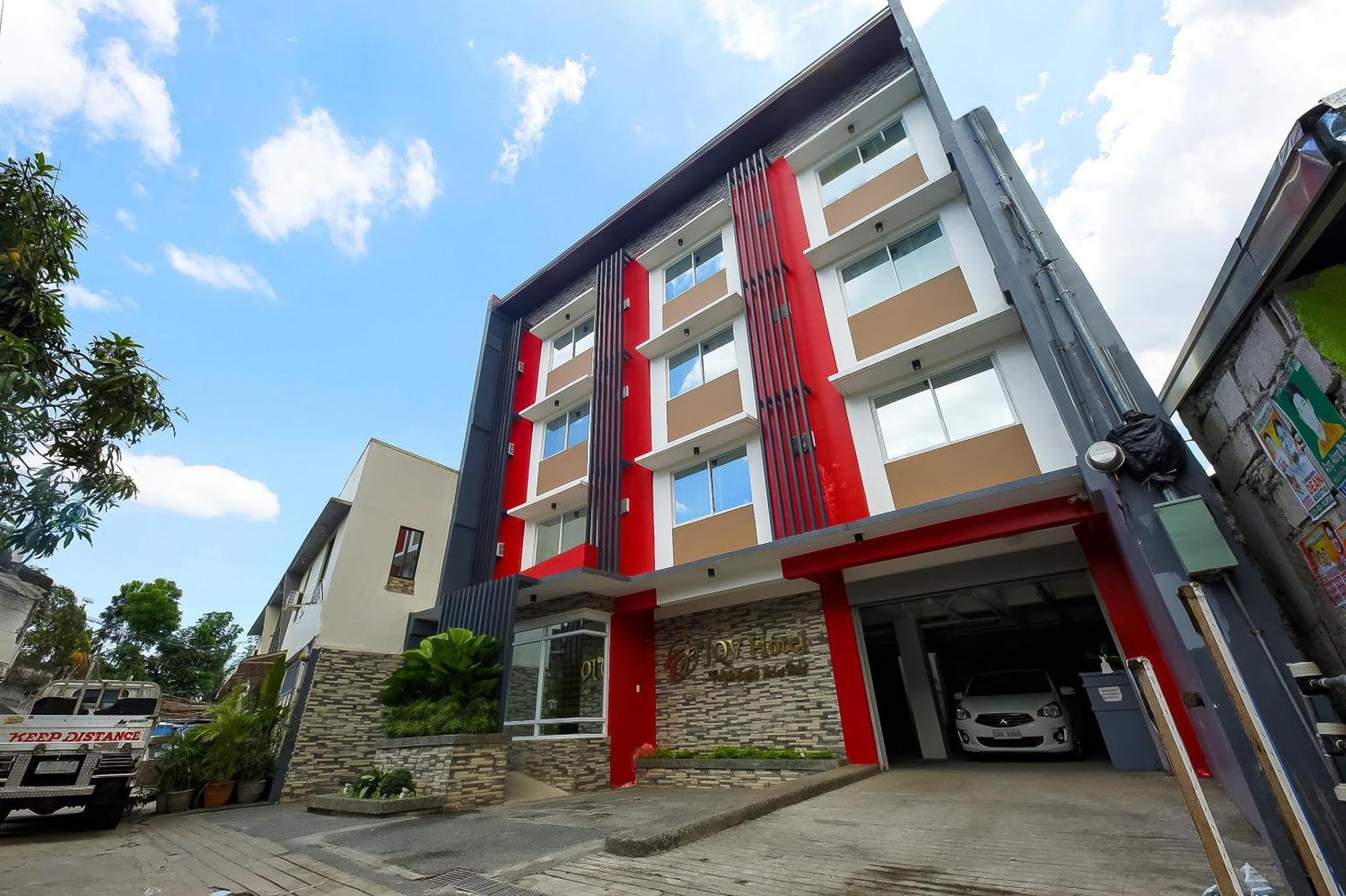 Reddoorz At Jqv Camarin Hotel Manila