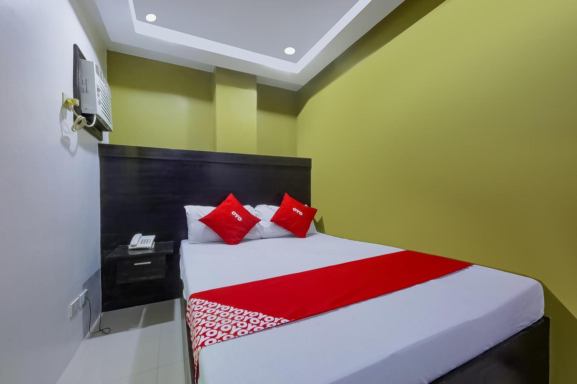 Reddoorz At Jqv Camarin
