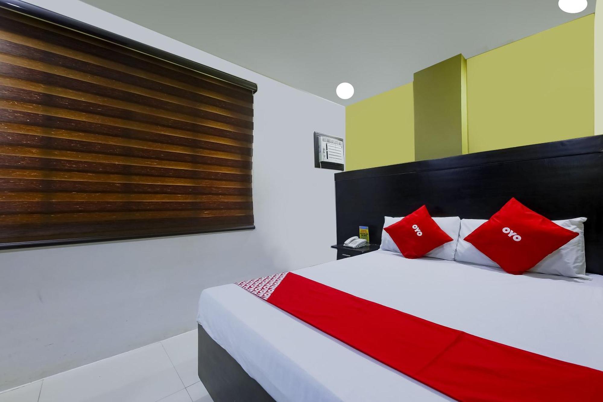 Reddoorz At Jqv Camarin Hotel 3*