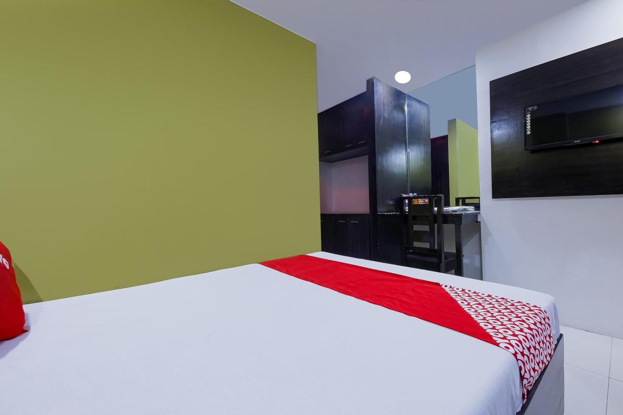 Reddoorz At Jqv Camarin